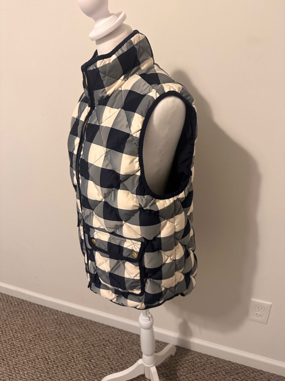 J Crew Excursion Quilted Down Vest in Blue Buffalo Plaid Size XL - Picture 3 of 6